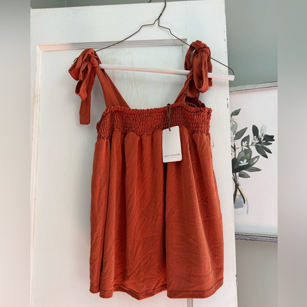 Green envelope tank